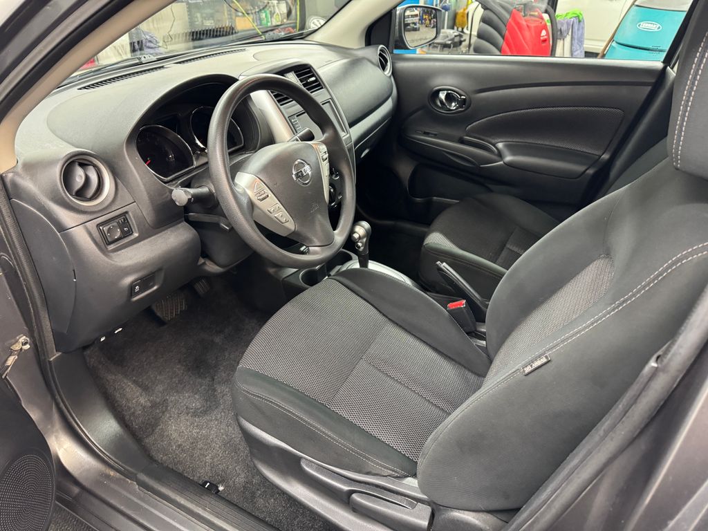 2019 Nissan Versa 1.6 SV