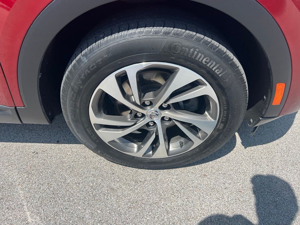 Used 2023 Buick Envision SUV