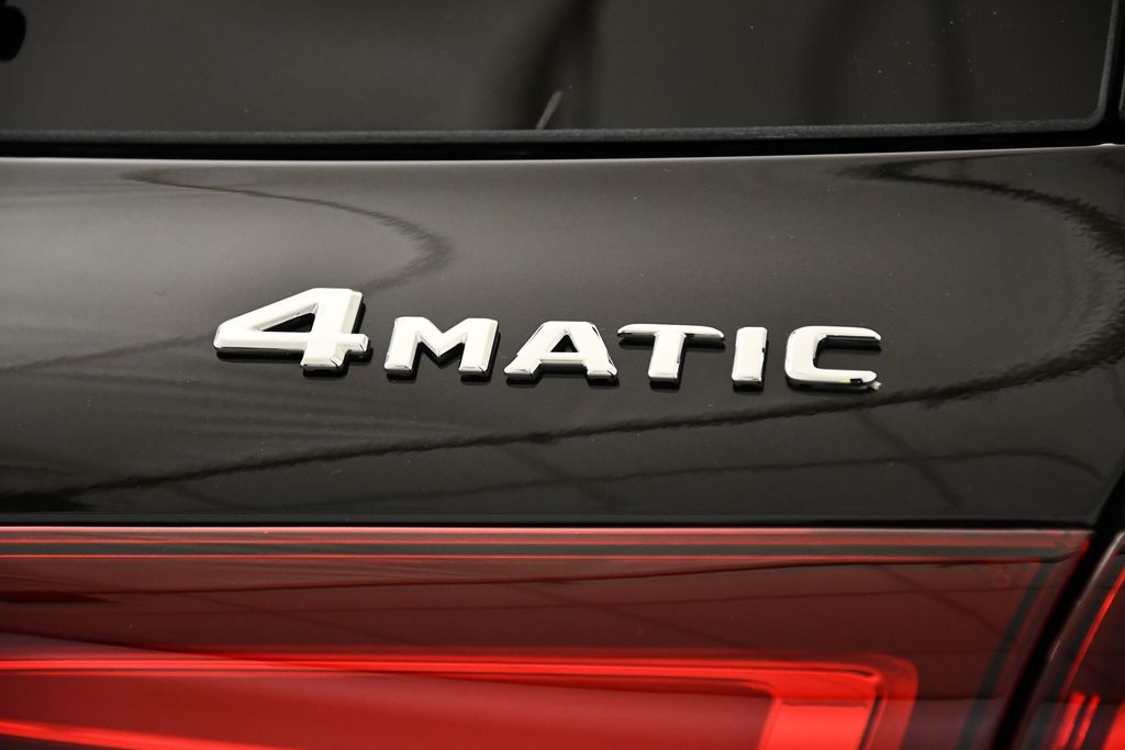 Thumbnail: 2025 Mercedes-Benz GLE - 10