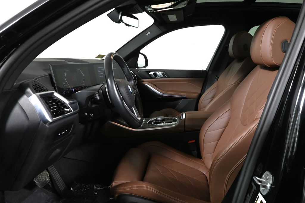 Thumbnail: 2025 BMW X5 - 3