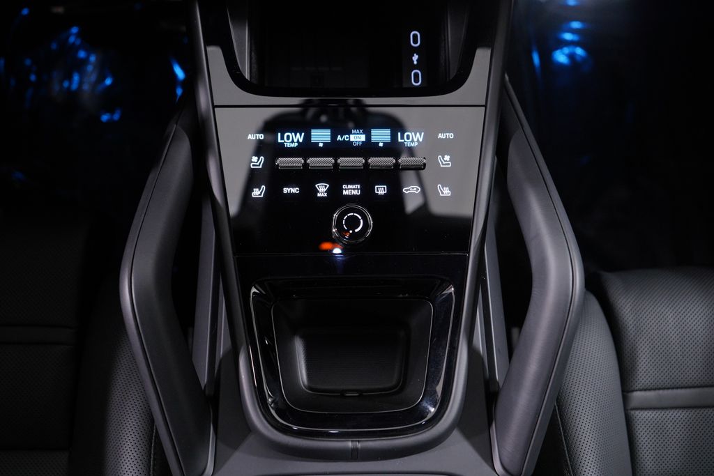 Thumbnail: 2026 Porsche  - 13