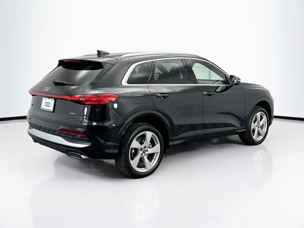 Thumbnail: 2025 Audi Q5 - 5