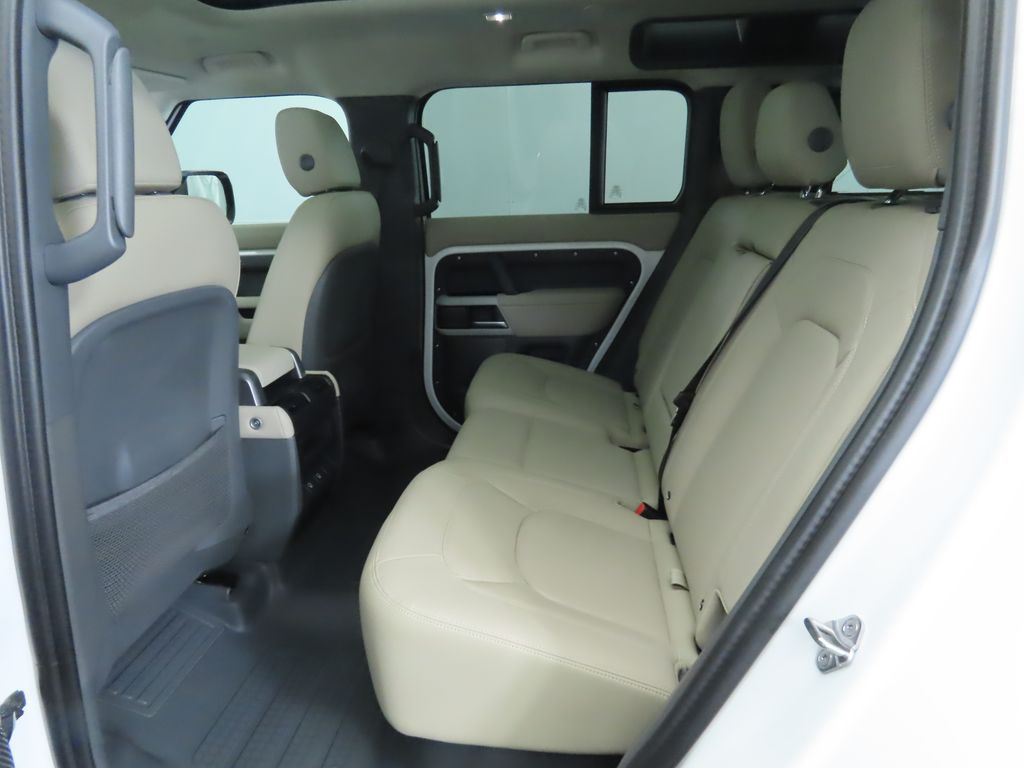 Thumbnail: 2024 Land Rover Defender - 22