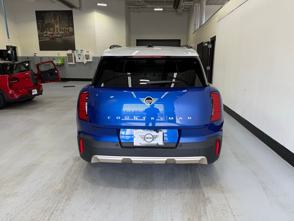 Thumbnail: 2025 MINI Cooper Countryman - 4