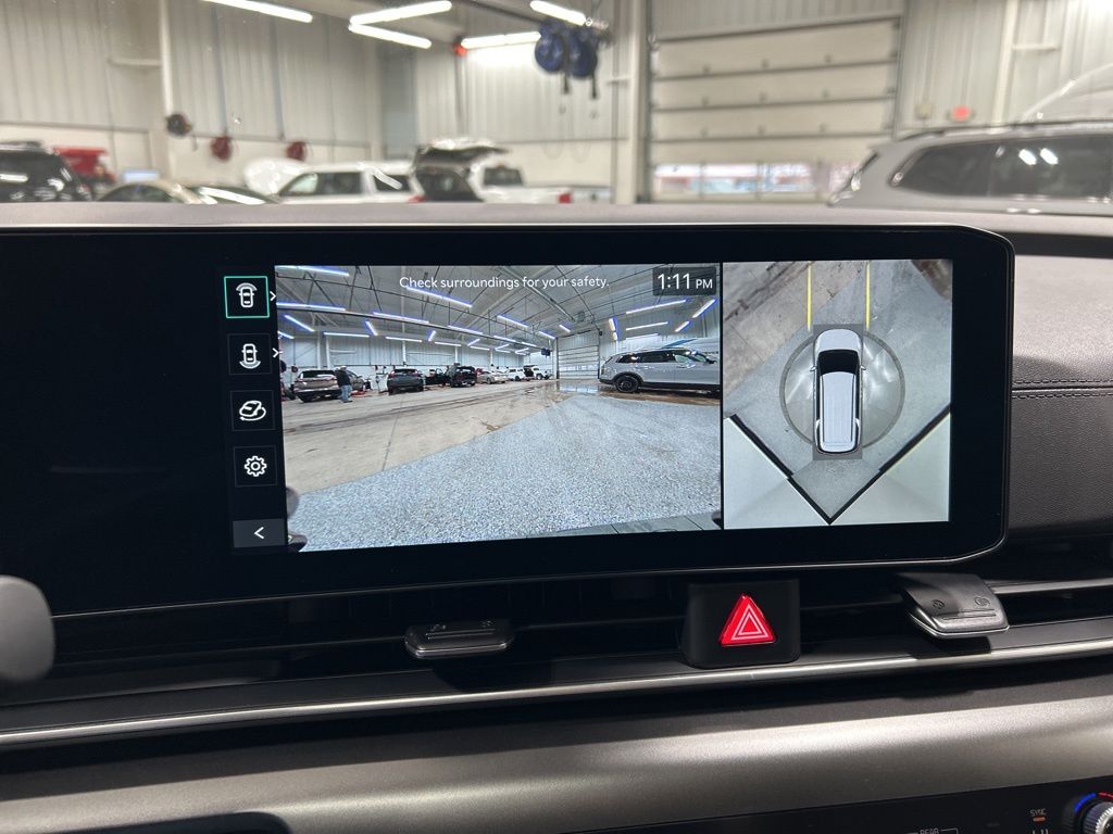 new 2026 Kia Carnival Hybrid car, priced at $1,164,713