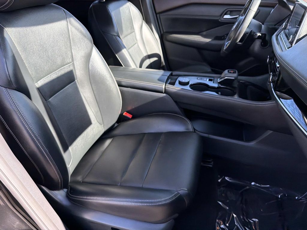 Used 2023 Nissan Rogue SL 4D Sport Utility