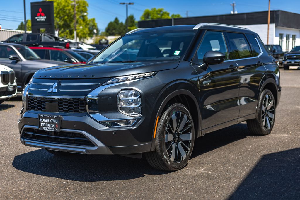 2026 Mitsubishi Outlander PHEV SEL thumbnail 4