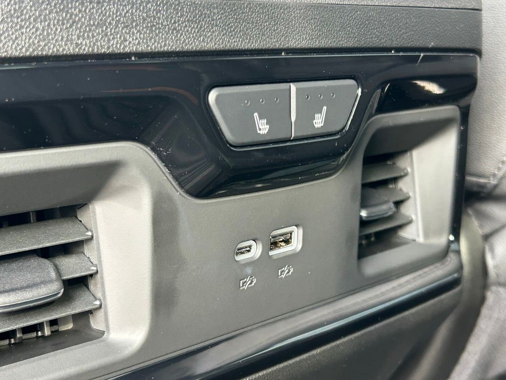 Used 2025 Black GMC AT4 image 98