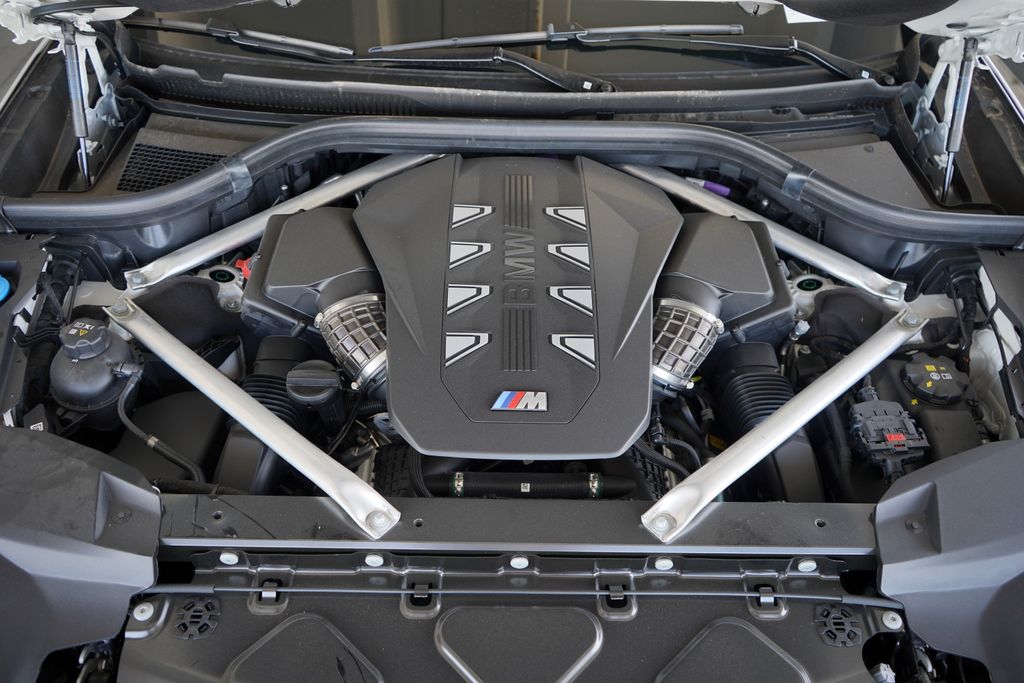 Thumbnail: 2026 BMW X7 - 22