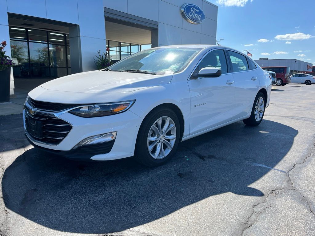 2024 Chevrolet Malibu LT with 1LT FWD