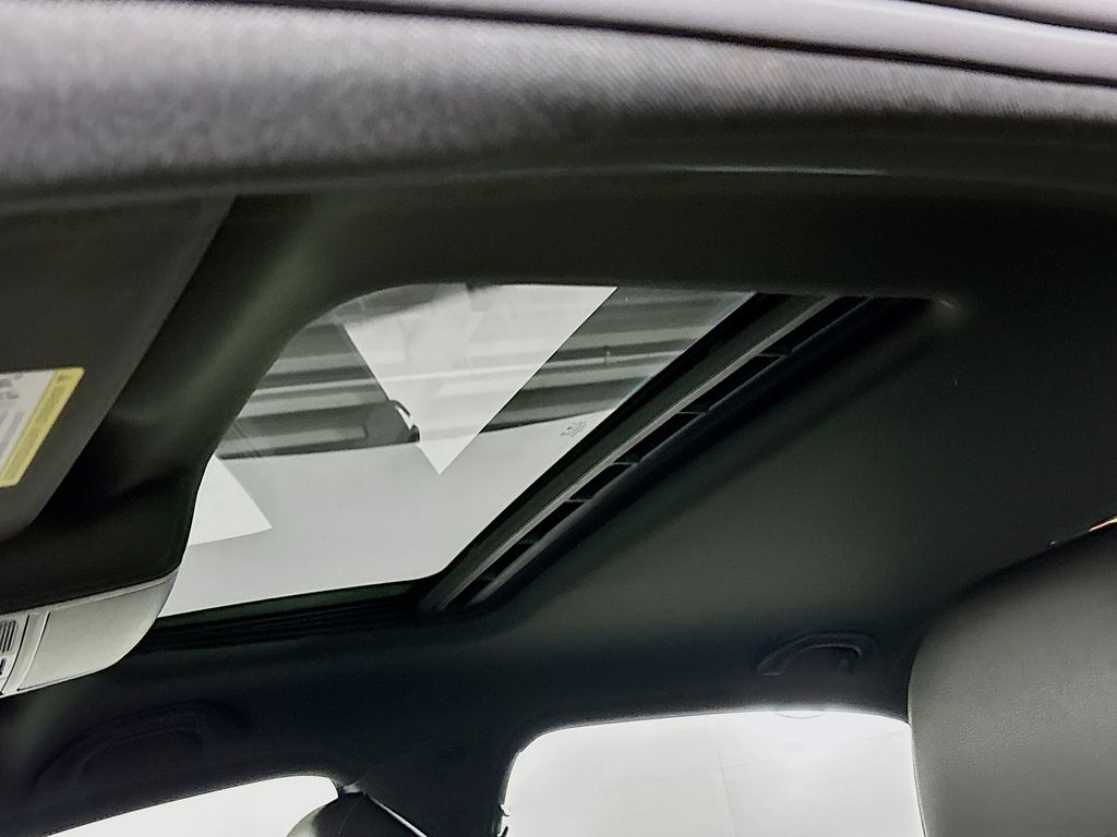 2021 Volkswagen Passat 2.0T R-Line