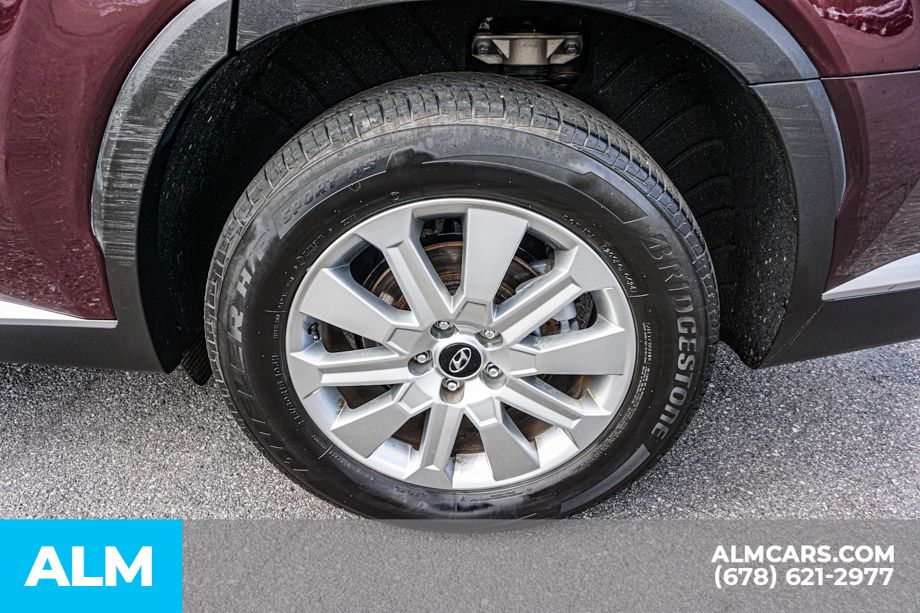 Used 2024 Red Hyundai SEL image 17