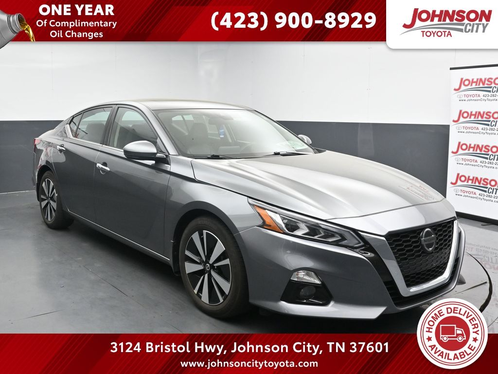 Pearl White Tricoat 2021 Nissan Altima 2.5 SL FWD Sedan Front-Wheel Drive Continuously Variable Transmission