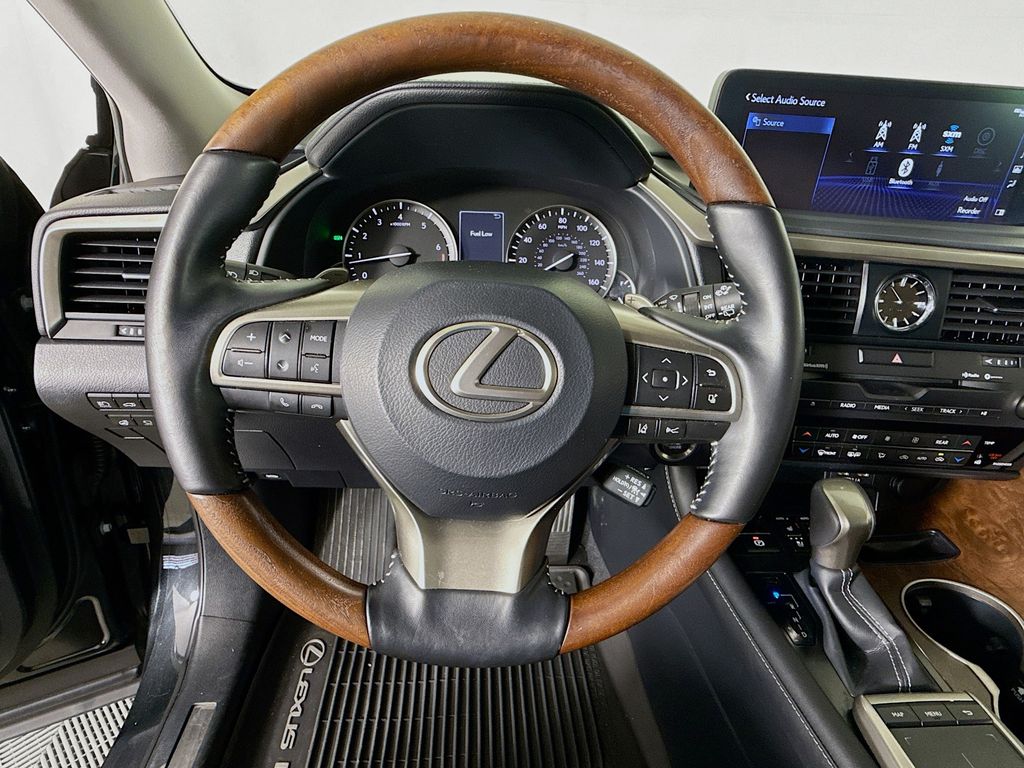 2022 Lexus RX 350L 11