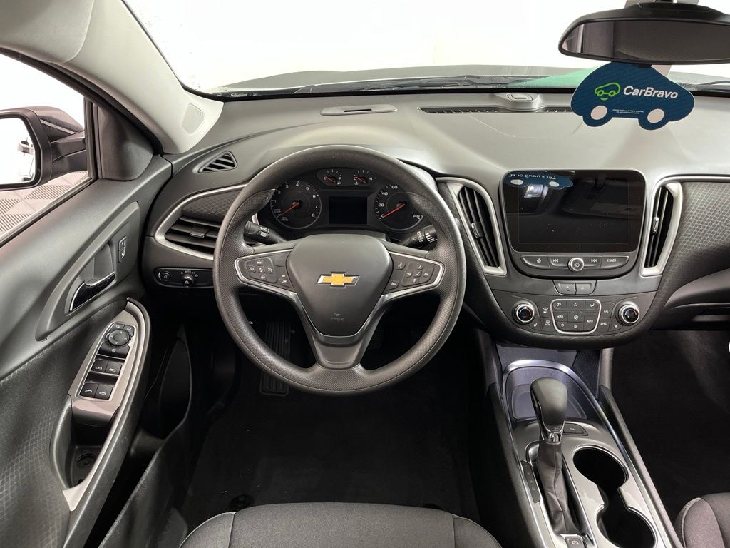 Thumbnail: 2025 Chevrolet Malibu - 2