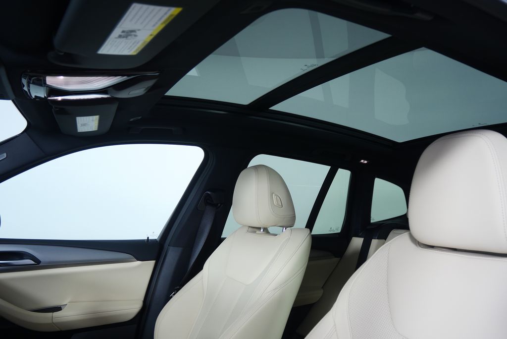 Thumbnail: 2024 BMW X3 - 12