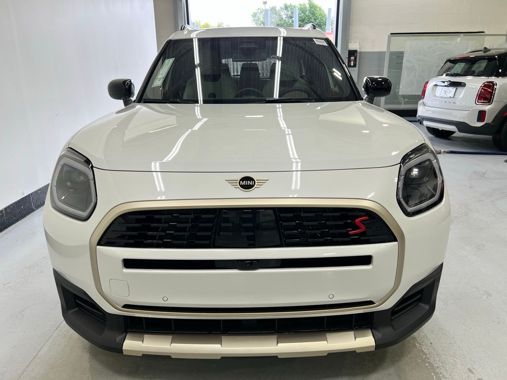 2025 MINI Cooper Countryman Base 3