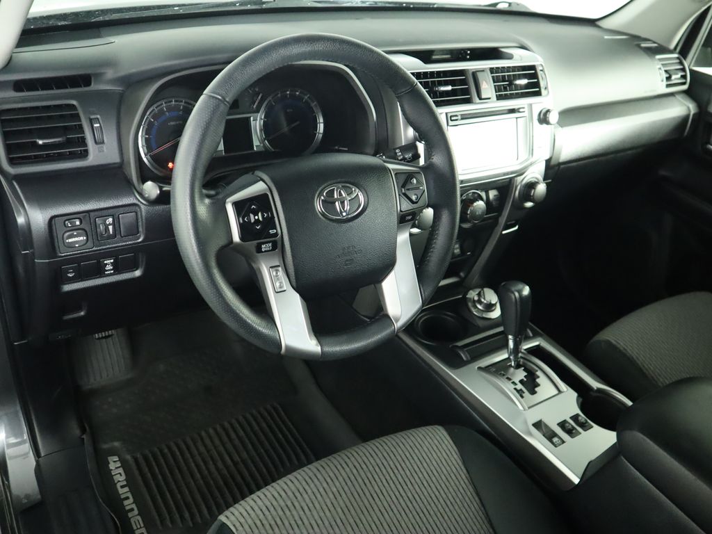 2019 Toyota 4Runner Limited 9