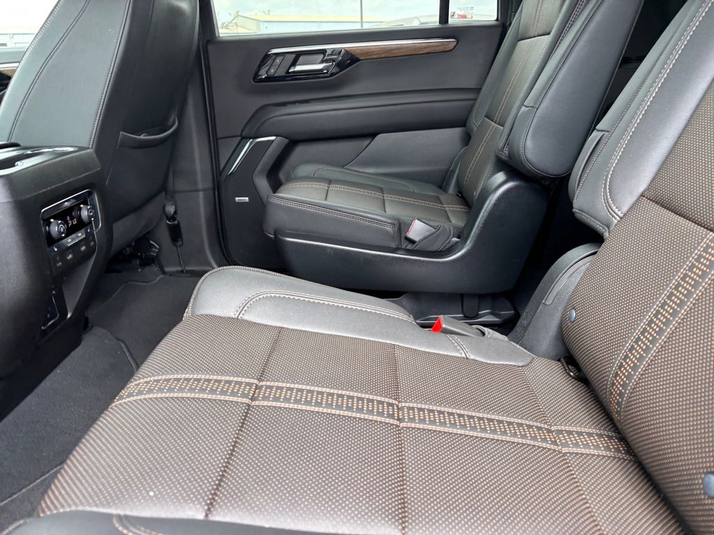 Used Car 2025 Chevrolet Suburban  High Country For Sale Under $90,000 In Austin, Texas