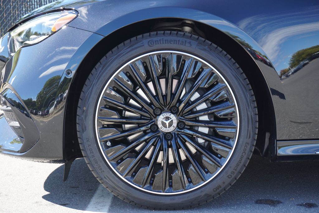 Thumbnail: 2026 Mercedes-Benz E-Class - 20