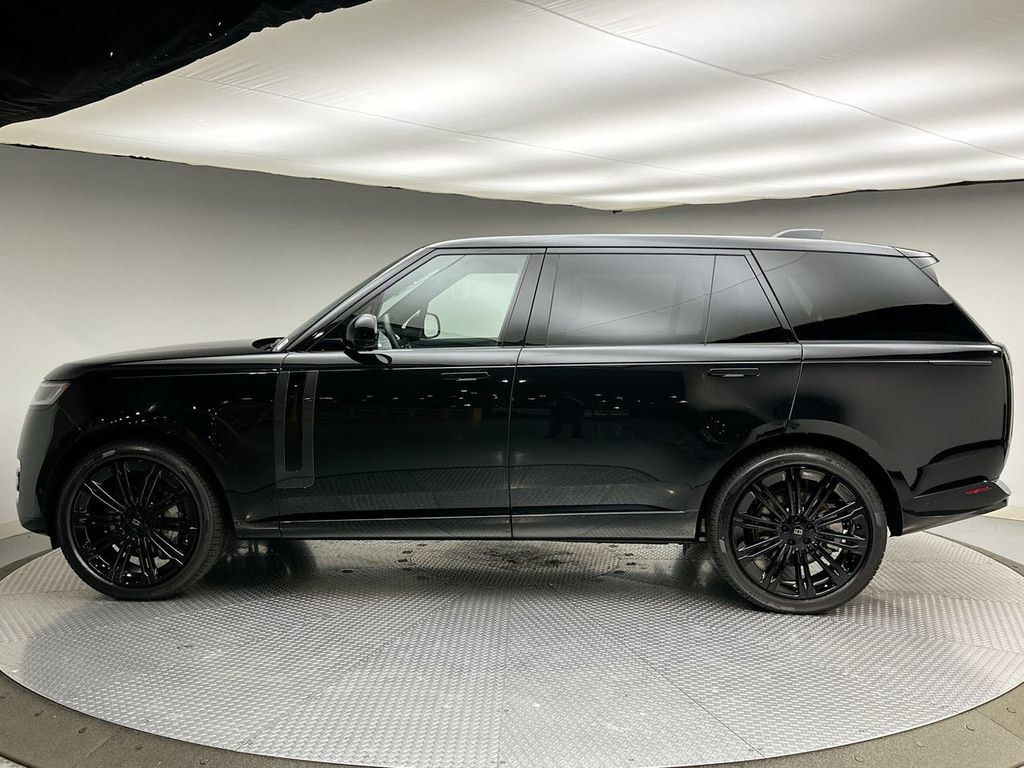 Thumbnail: 2027 Land Rover Range Rover - 2