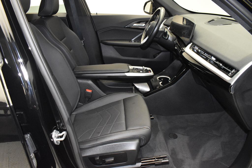 2023 BMW X1 xDrive28i 25