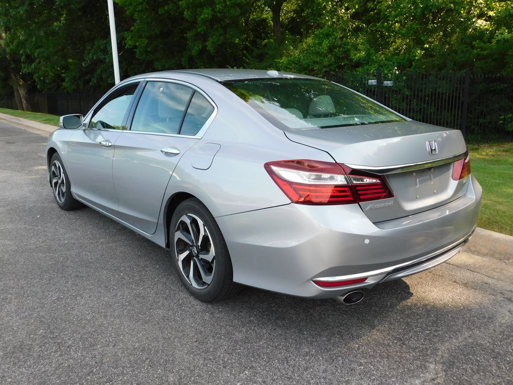 Thumbnail: 2017 Honda Accord - 3