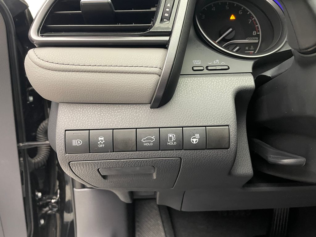2023 Toyota Camry SE 20