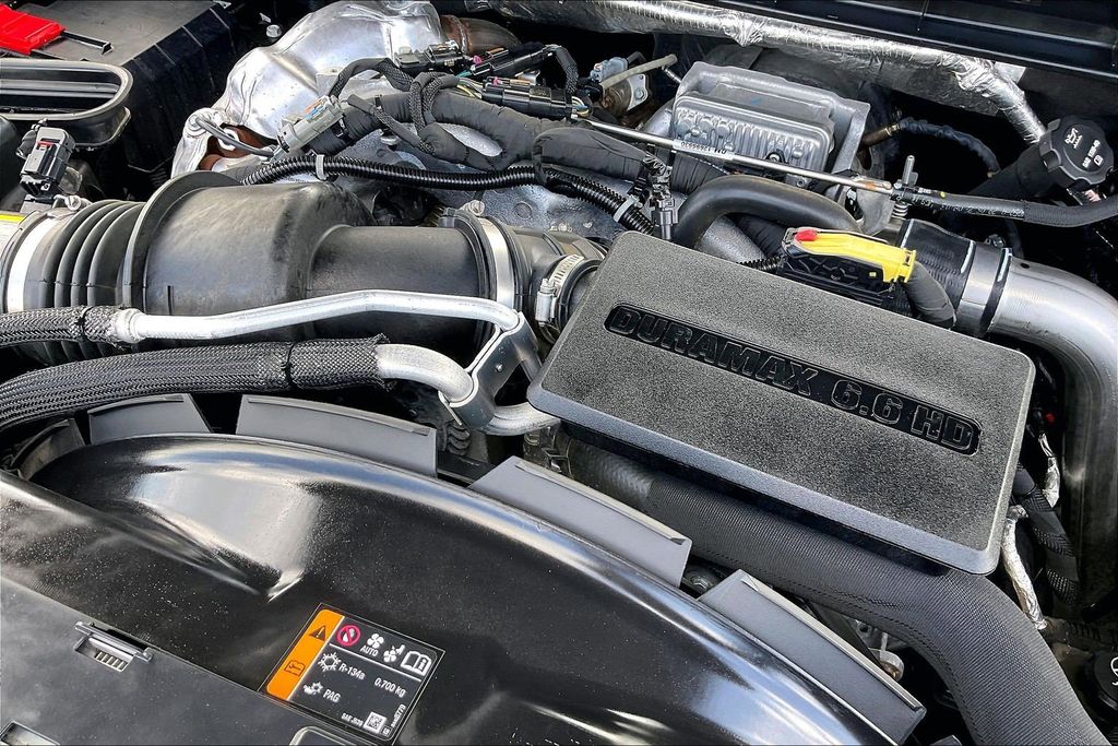 Used 2023 Chevrolet Silverado 3500HD High Country 4D Crew Cab