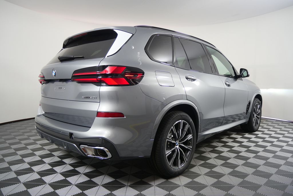 Thumbnail: 2026 BMW X5 - 3