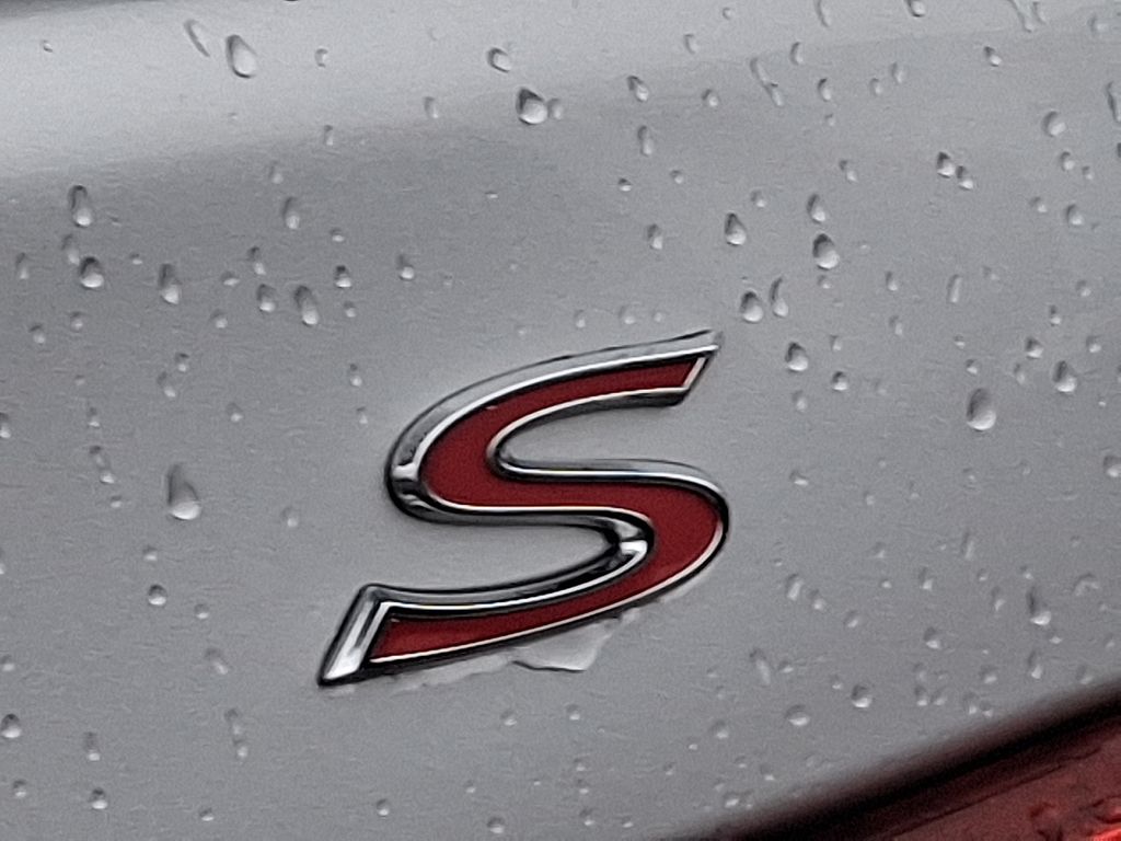 Thumbnail: 2012 Toyota Corolla - 30