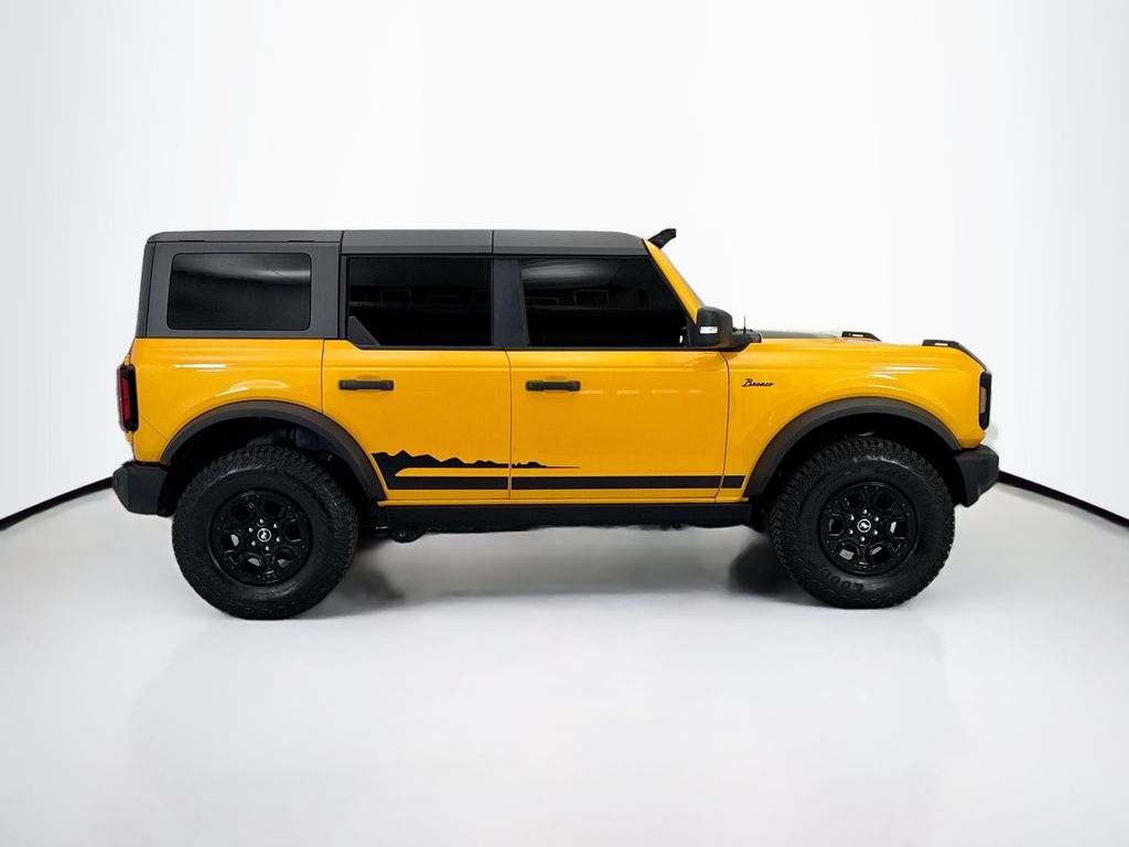 Thumbnail: 2022 Ford Bronco - 4