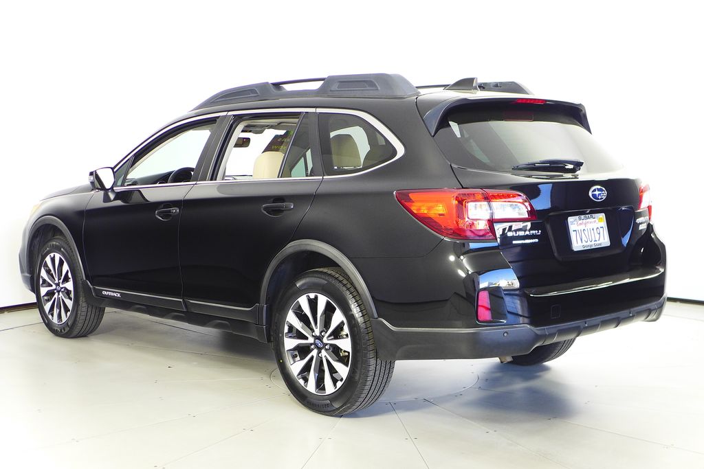 Thumbnail: 2017 Subaru Outback - 9