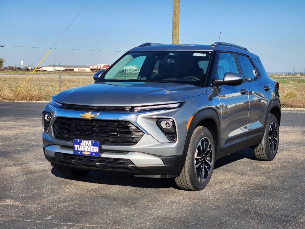 2025 Chevrolet TrailBlazer LT 2