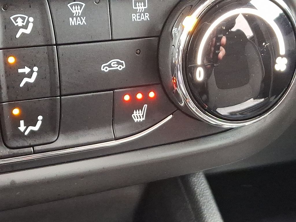 Thumbnail: 2021 Chevrolet TrailBlazer - 24