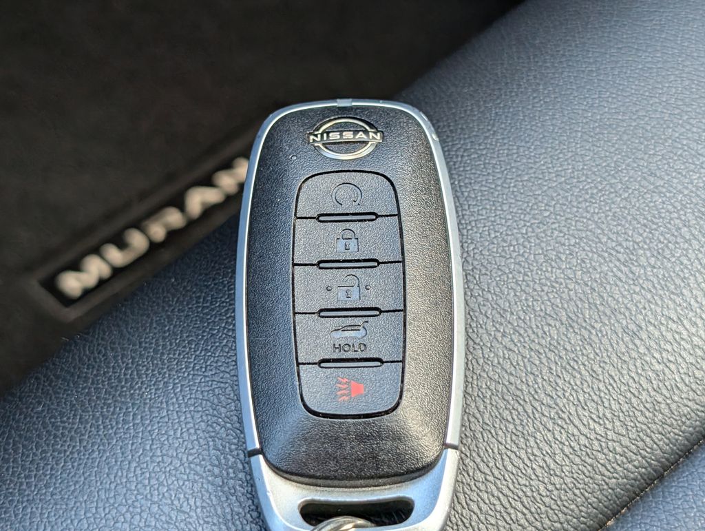 Used 2025 Nissan Murano SUV
