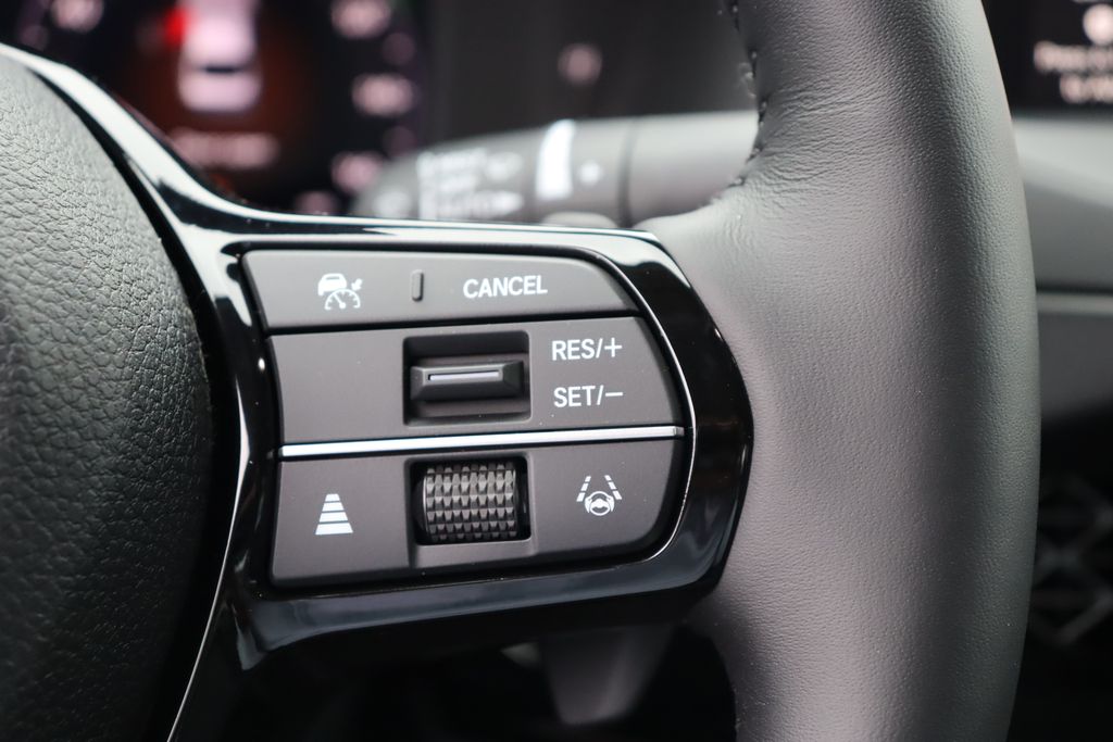 2025 Honda Accord Touring 31