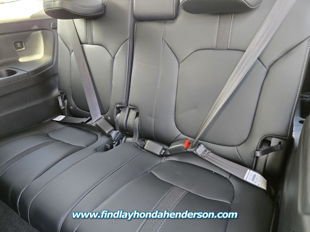 2025 Honda Pilot Touring photo