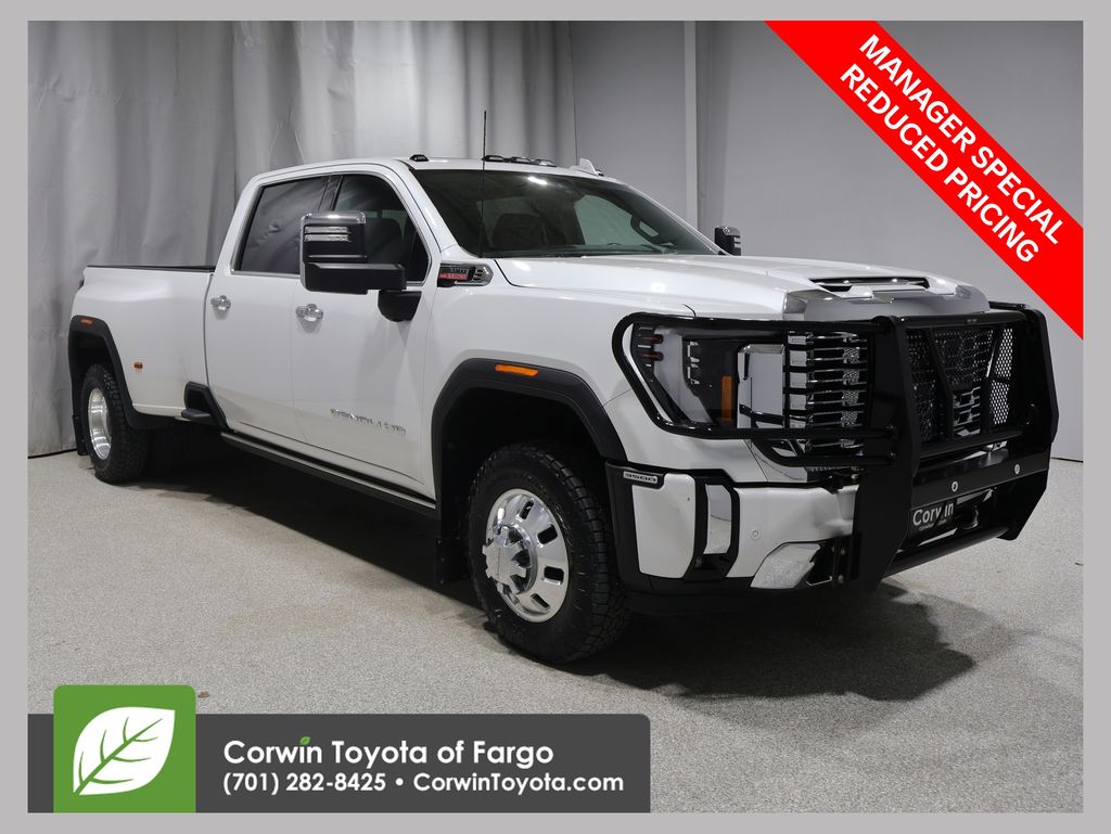 2024 GMC Sierra 3500HD Denali Crew Cab 4WD