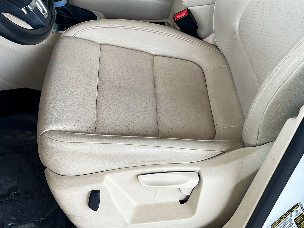 2016 Volkswagen Tiguan S White at Durrett Motor Company