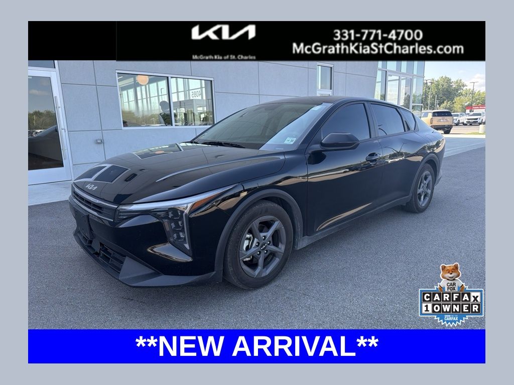 2025 Kia K4 LXS