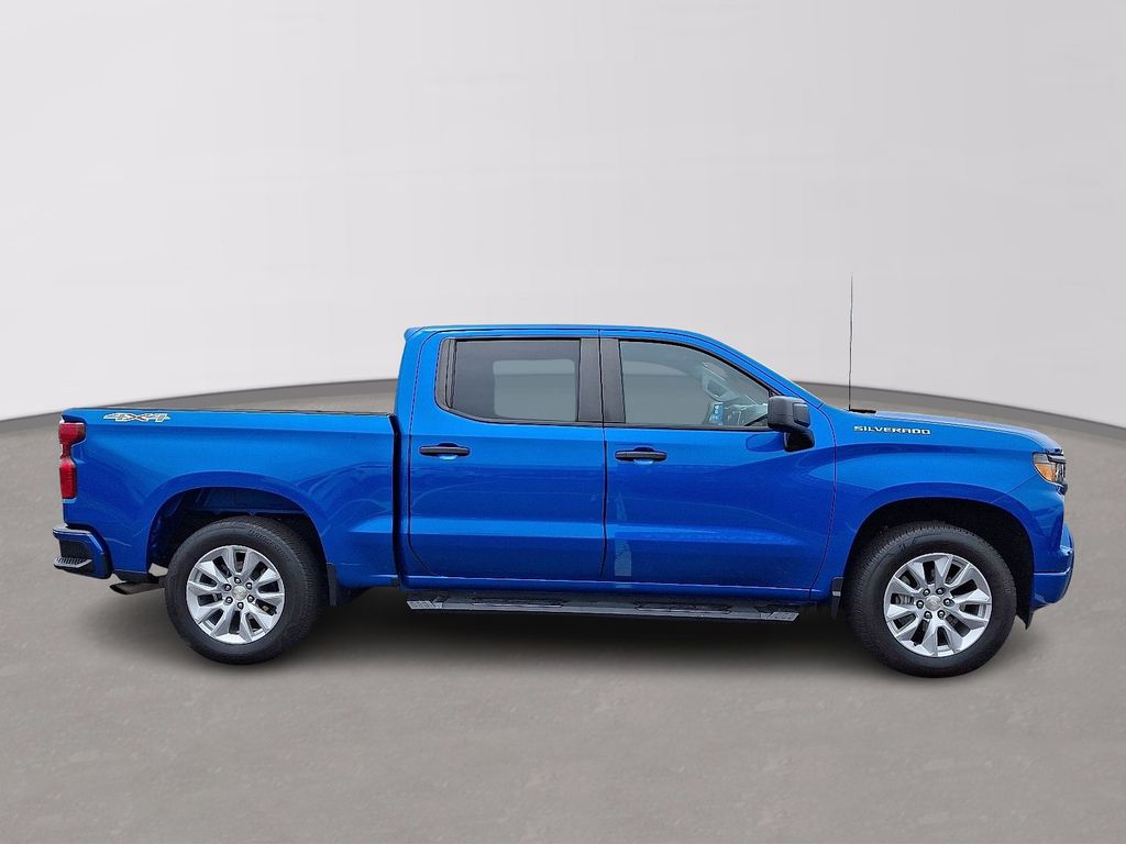 Thumbnail: 2022 Chevrolet Silverado 1500 - 7