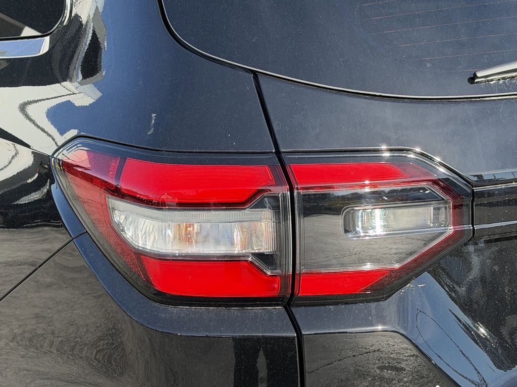 new 2025 Honda Pilot car, priced at $50,875