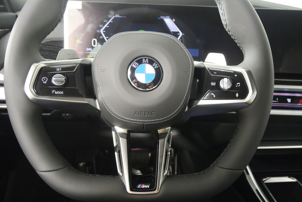 2025 BMW 7 Series 760i xDrive 21