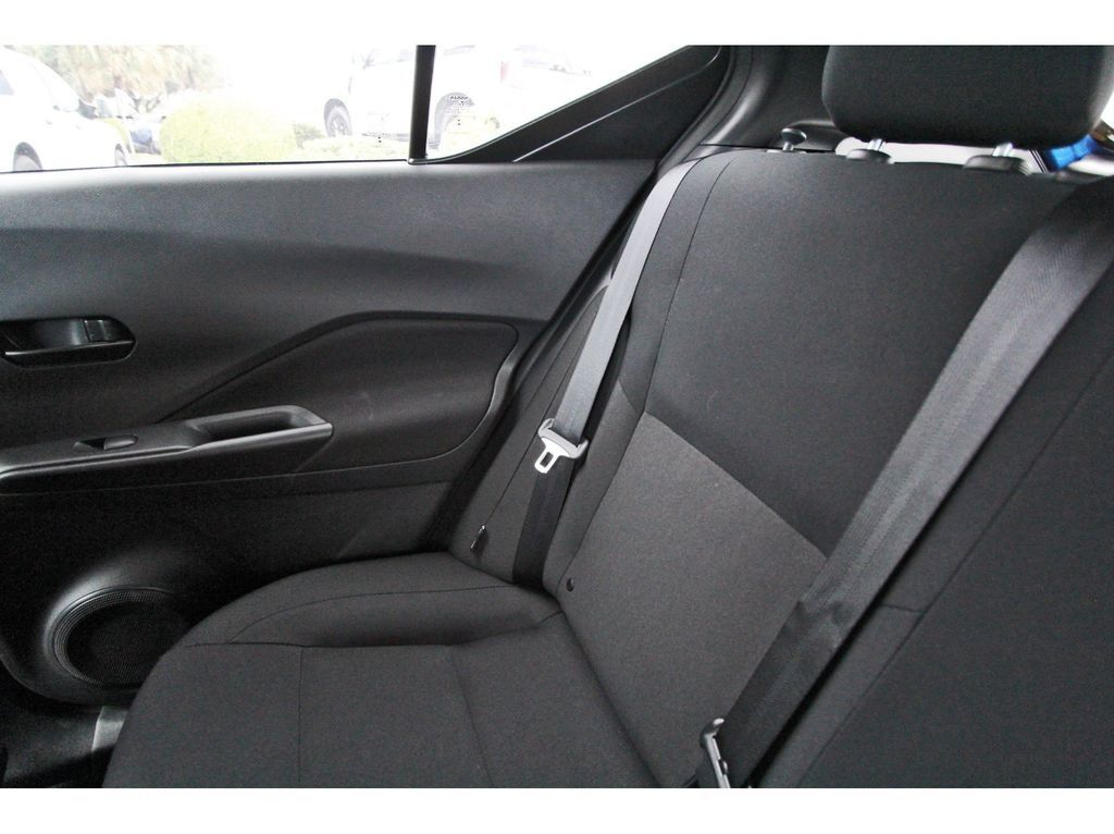 2025 Nissan Kicks Play S - 10