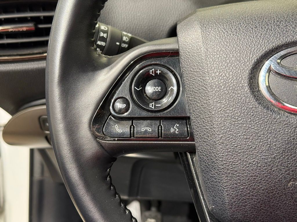Thumbnail: 2021 Toyota Prius - 21