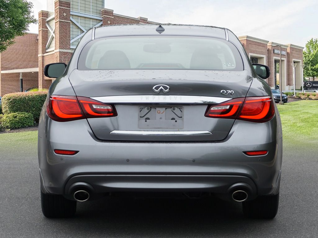 Thumbnail: 2015 INFINITI Q70 - 5