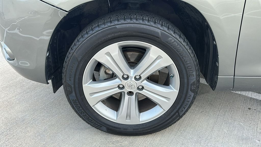 2008 Toyota Highlander Sport Green at Parkway Family Mazda