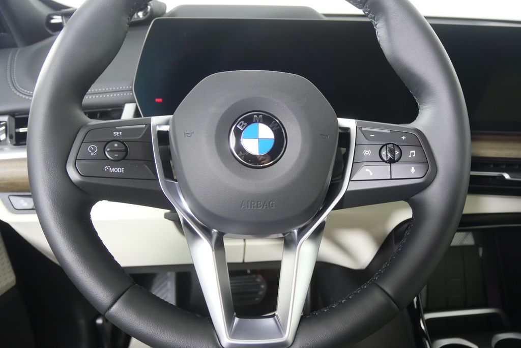 Thumbnail: 2026 BMW X1 - 18