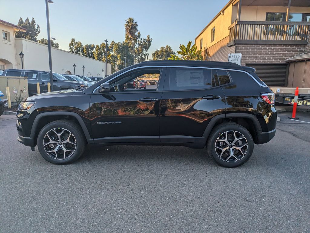 2025 Jeep Compass Limited 4